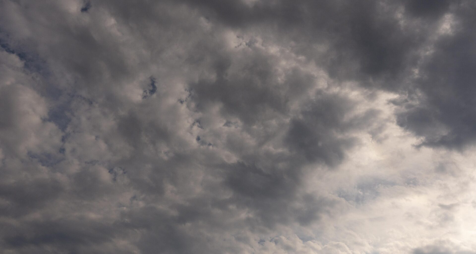 Sun, is that you? Oh – gone again