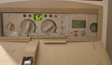 Can anyone tell me what's wrong here....