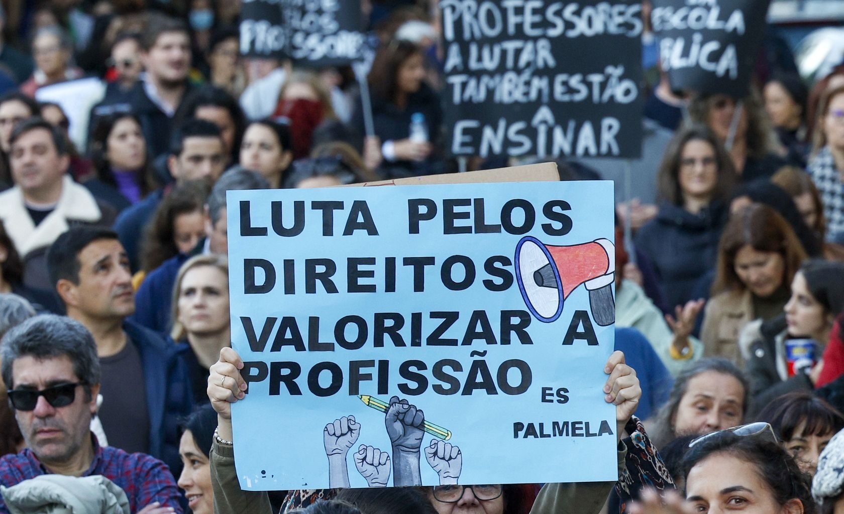 3 million on strike - Government downplaying impact