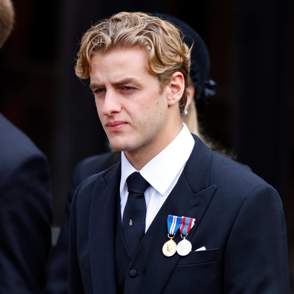 8 things to know about alexander charles ogilvy