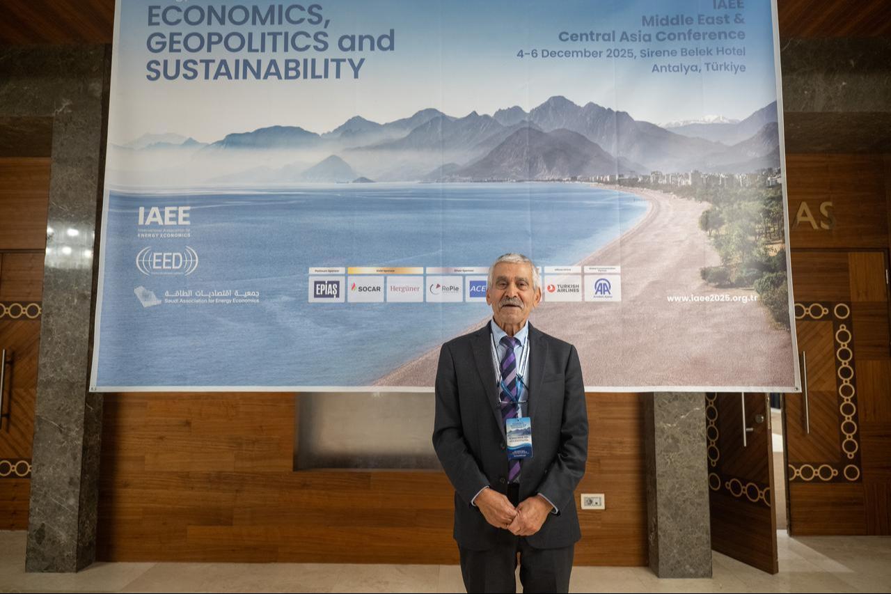 Dr. Adnan Shihab-Eldin of the Oxford Institute for Energy Studies speaks to Anadolu Agency (AA) at the IAEE Middle East and Central Asia Conference. (AA Photo)