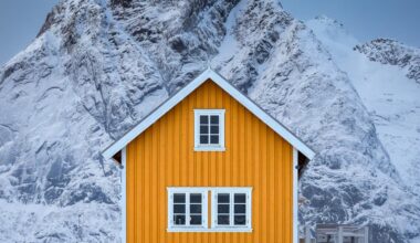 Snow in Sakrisøy, Norway