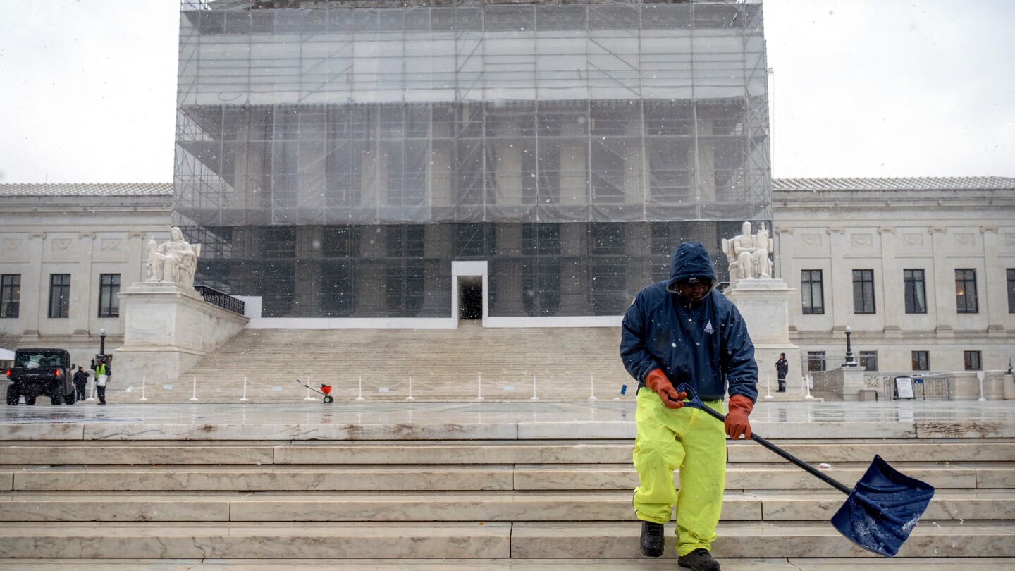 Supreme Court signals support for Trump's power over independent agencies