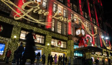 Consumer confidence slumps to lowest level since the US rolled out tariffs in April