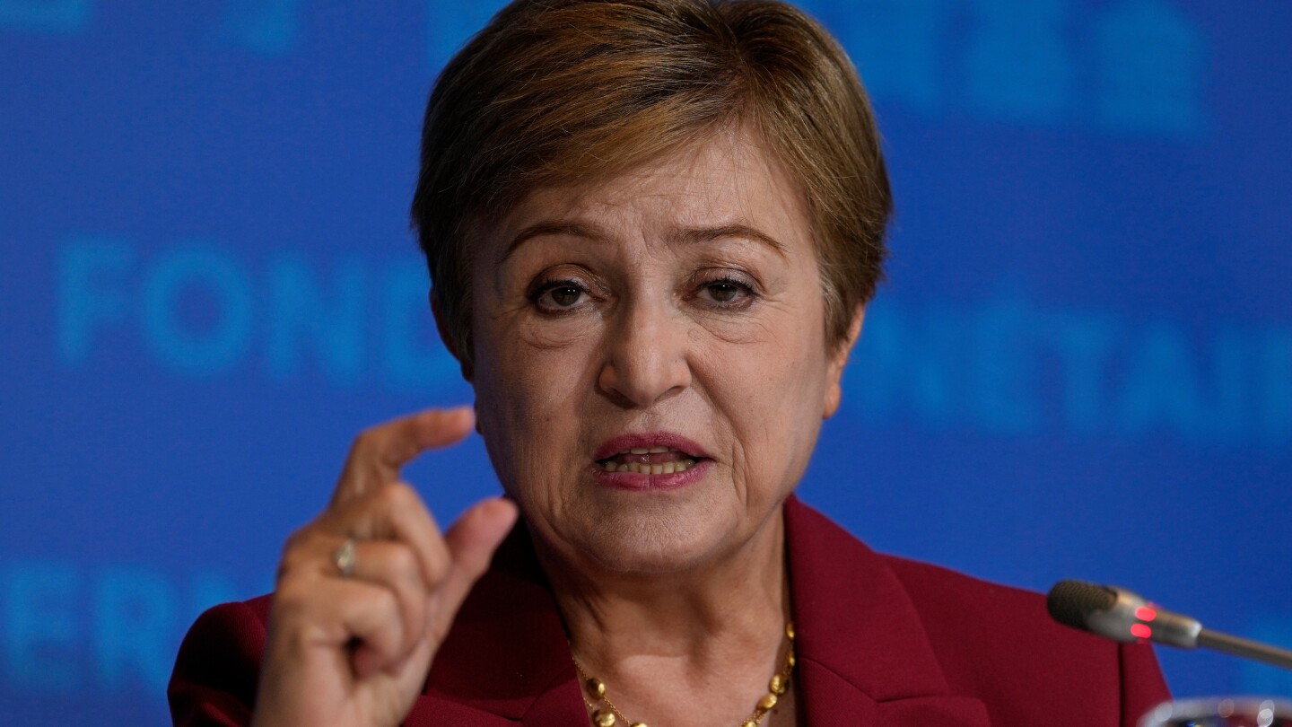 IMF urges China to rebalance its economy