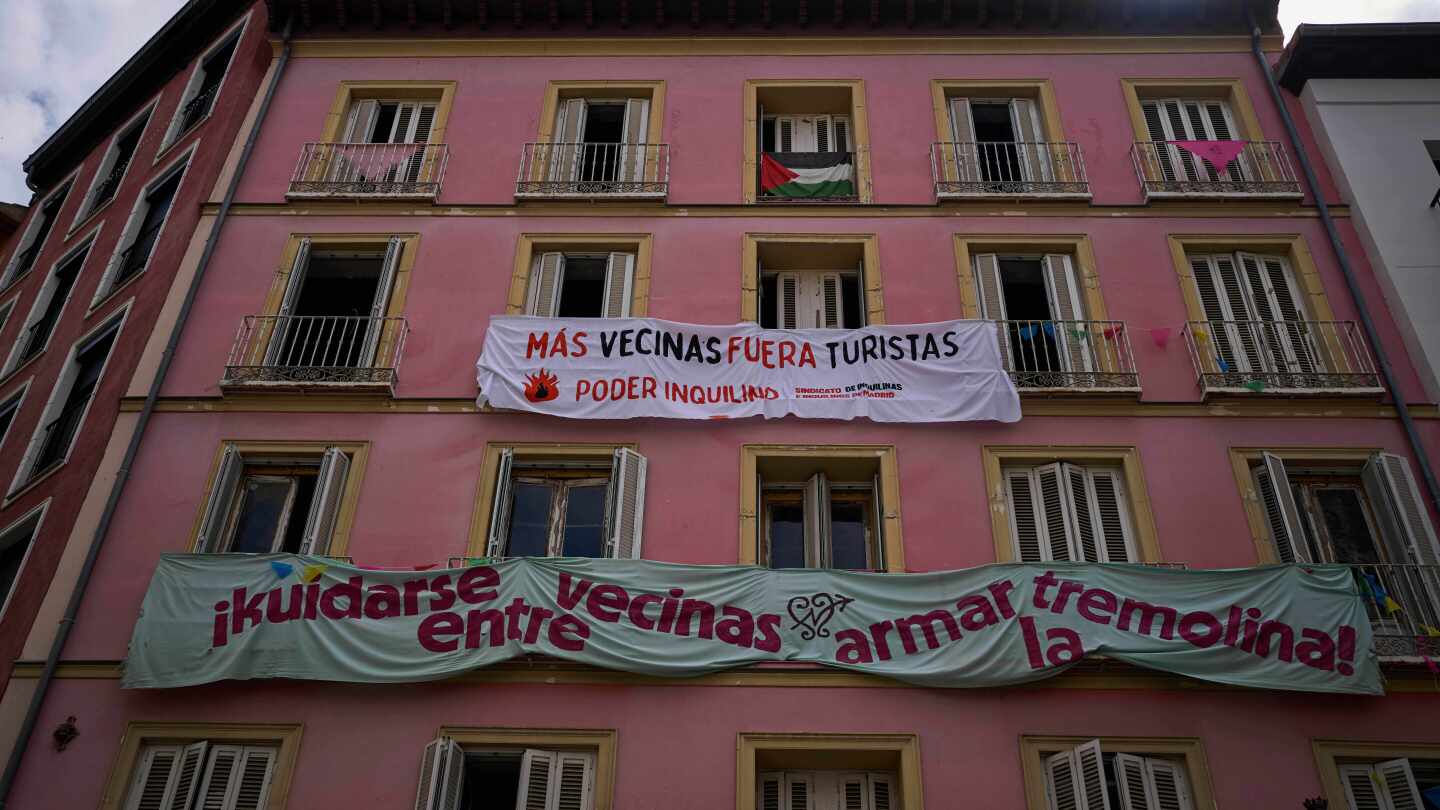 Spain fines Airbnb $75 million for unlicensed tourist rentals