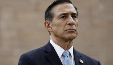 Issa to run in California rather than move to Texas
