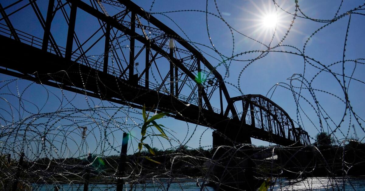 Trump to demand that Mexican crews operating trains in U.S. can speak English