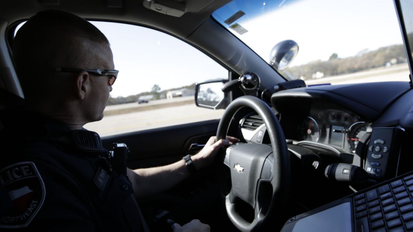 What cops want from police technology: Fix what exists first