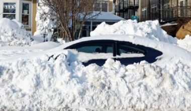 Νέα χιονοθύελλα παραλύει τη Νέα Υόρκη – Χιλιάδες ακυρώσεις πτήσεων και σοβαρά προβλήματα στις μετακινήσεις