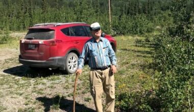 Kultaa, karhuja ja koiravaljakoita – Esa Ekdahl muutti Nivalasta Kanadaan: ”Suomi on minun synnyinmaani, mutta tämä on kotimaani”