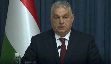 Nagy pofont kapott a forint a váratlan hír miatt, azonnal cáfolt a kormány