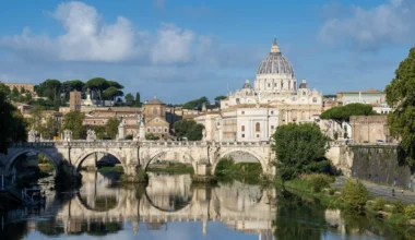 Michael Bublé speaks at Vatican press conference before  singing for Concert with the Poor 