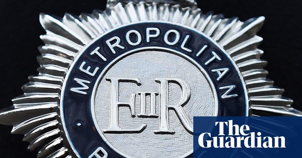 Met officers must tell bosses if they are Freemasons, force announces | Metropolitan police