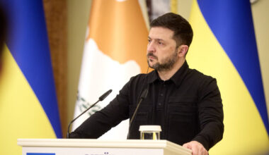 Ukrainos prezidentas po Donaldo Trumpo kritikos susitinka su sąjungininkais Europoje