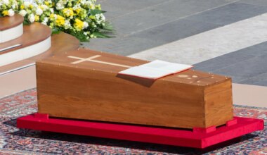 PHOTOS: Unforgettable moments from the 2025 papal transition