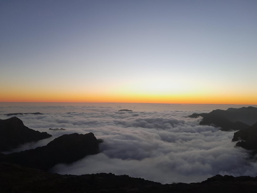 Ein Meer über dem Meer