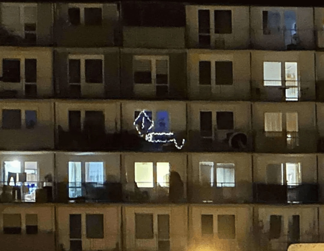 Dáváte si do oken světýlka?