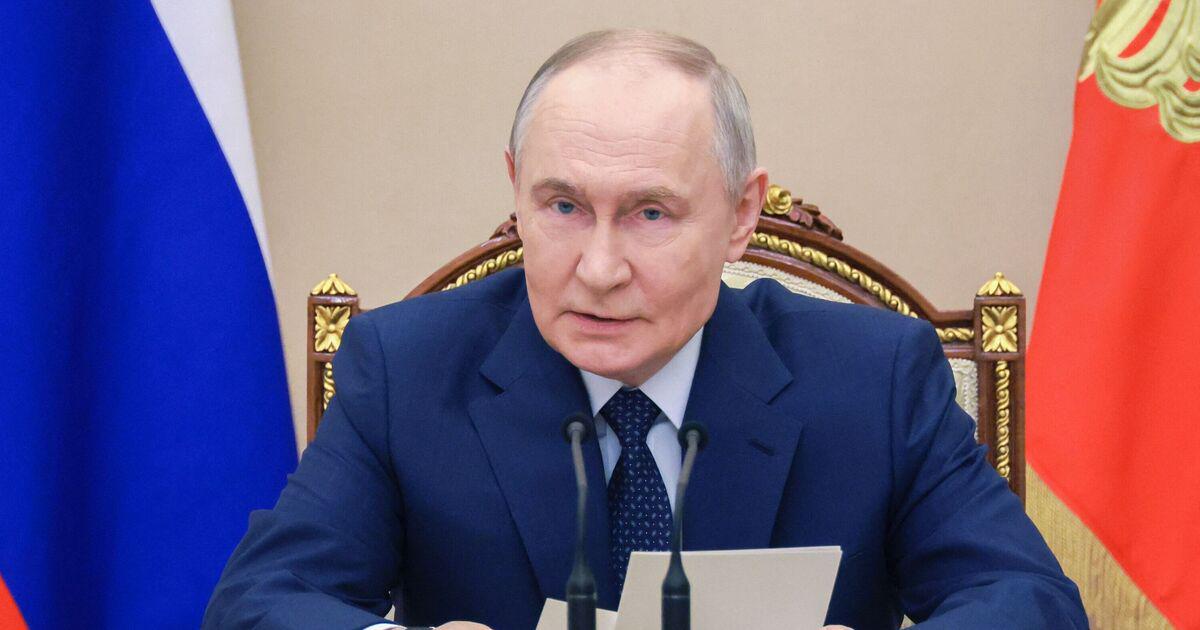 Russia sends chilling WW3 threat to Ukraine after 'Putin's palace attacked'