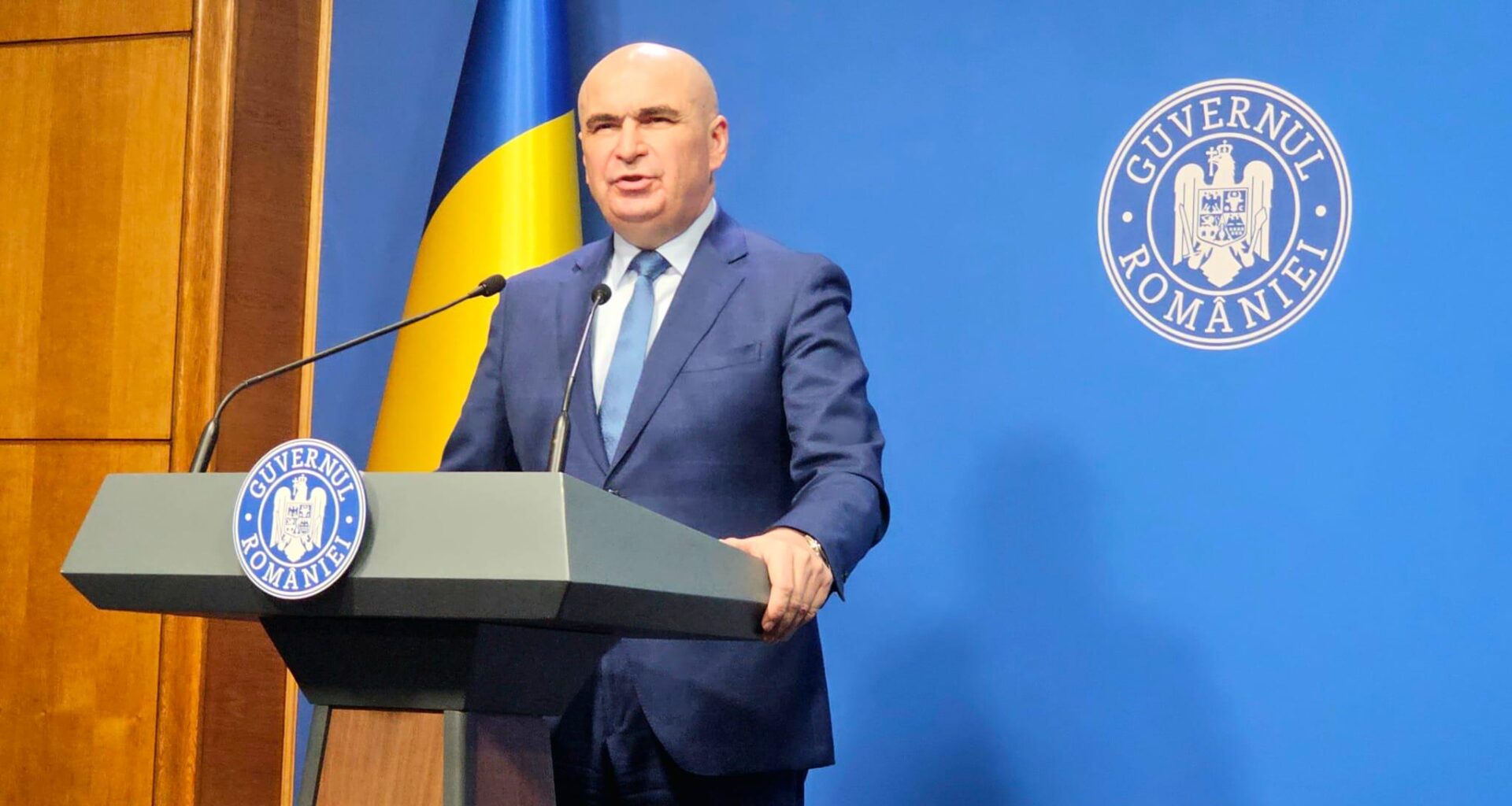 Ilie Bolojan a eliminat puntea dintre zilele libere de Revelion și cele de Bobotează [5 ianuarie nu va fi zi liberă]