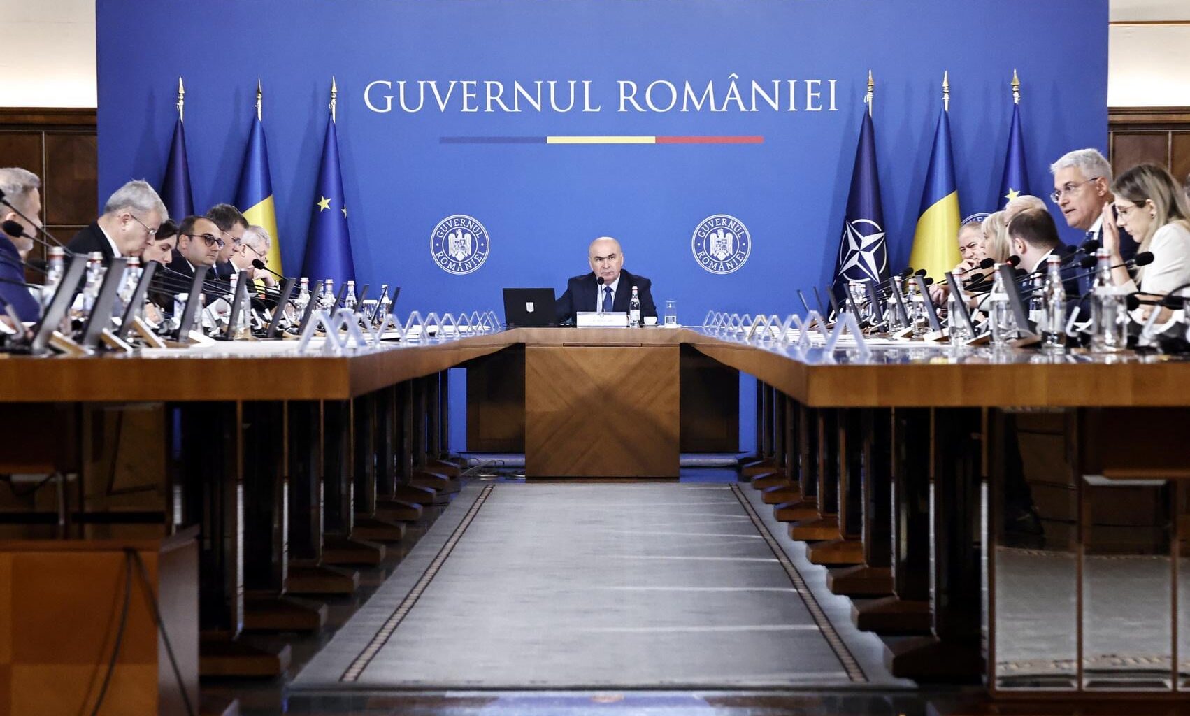 Românii nu vor mai avea plătită prima zi a concediului medical, a decis Guvernul în ultima ședință din acest an. Măsura vizează „concediile fictive”, spune Ministrul Sănătății