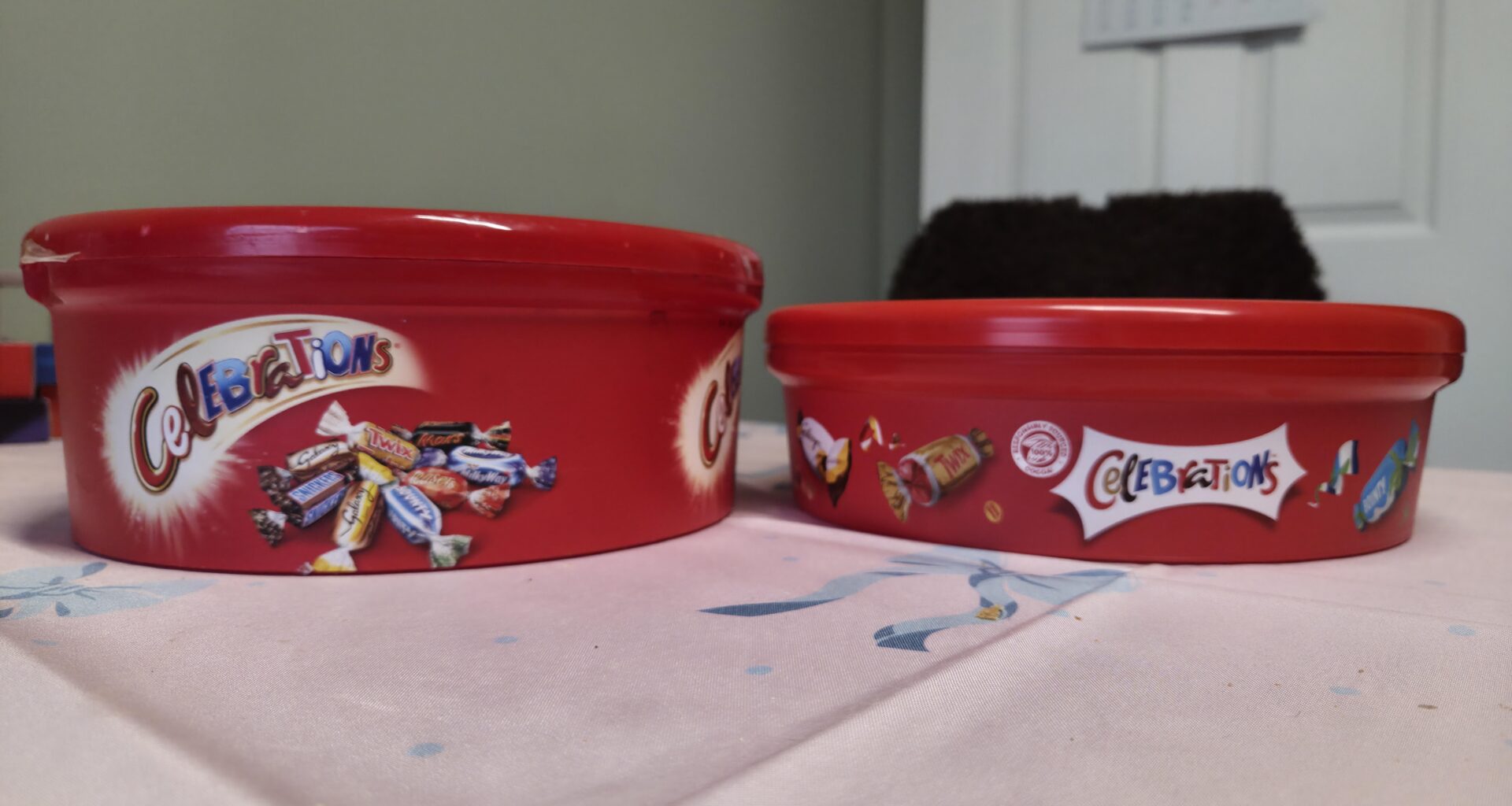 Celebrations 2017 (750g) vs. 2025 (500g)