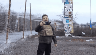 Zelenskyy taking a selfie in Kupiansk city after Russia claimed it was surrounded by their soldiers