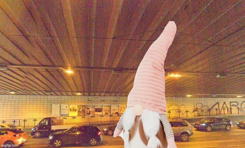 Jsem 48 hodin na útěku a někdo doxxnul moji polohu, AMA krom toho, kde teď jsem