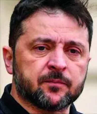 Zelensky offers to drop Nato bid for security guarantees