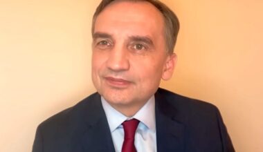 Polska unieważnia paszport Zbigniewa Ziobry: Coraz bliżej europejskiego nakazu aresztowania