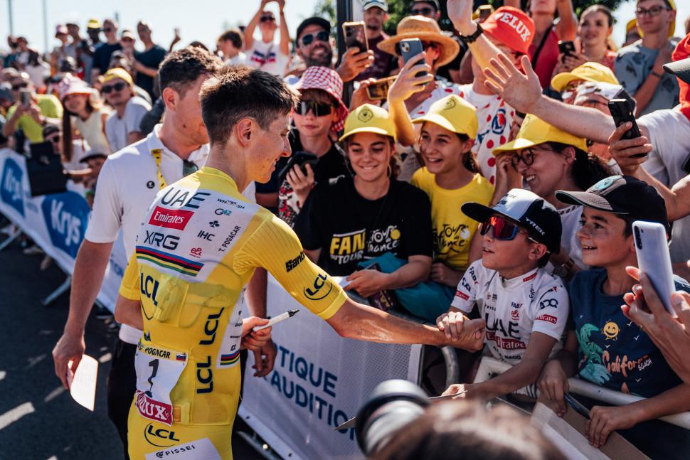 Cycling fans “declare war on the BBC” after Tadej Pogačar snubbed (again) for SPOTY World Sport Star shortlist; Red Bull riders tow plane to take-off; Pro cyclist out for six weeks… thanks to bizarre teacup injury; Picnic problems + more on the live blog