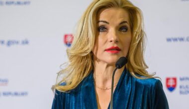 No money for actors – but €650,000 for tractors? Slovakia’s culture minister under fire