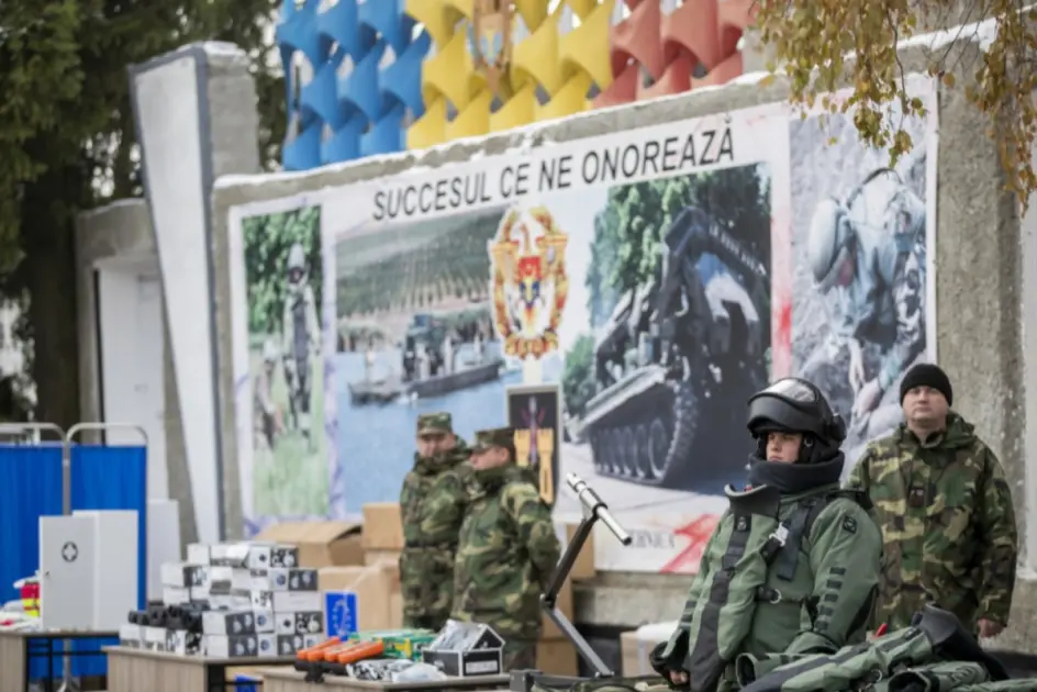 FAKE NEWS: Moldova discards its Kalashnikovs as it prepares for war