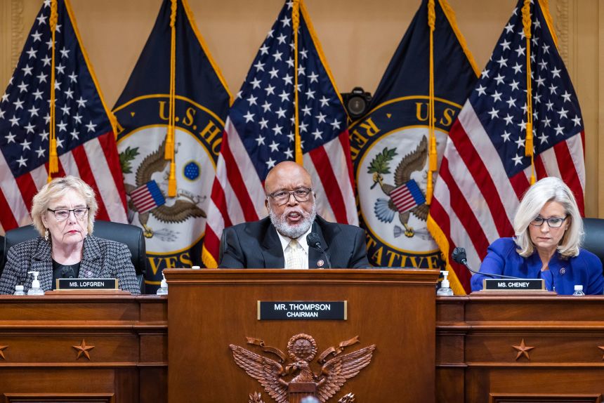Committee Chairman Rep. Bennie Thompson, center, speaks alongside Rep. Zoe Lofgren, left, and co-chair Rep. Liz Cheney, at the January 6 panel's last public meeting, December 19, 2022.