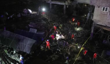 Israël frappe des cibles du Hezbollah et du Hamas au Liban avant une réunion cruciale