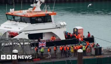 Channel migrant crossings for 2025 highest in three years