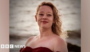 Who was the woman killed by ICE in Minneapolis?