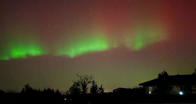 Polární záře nad Českem.