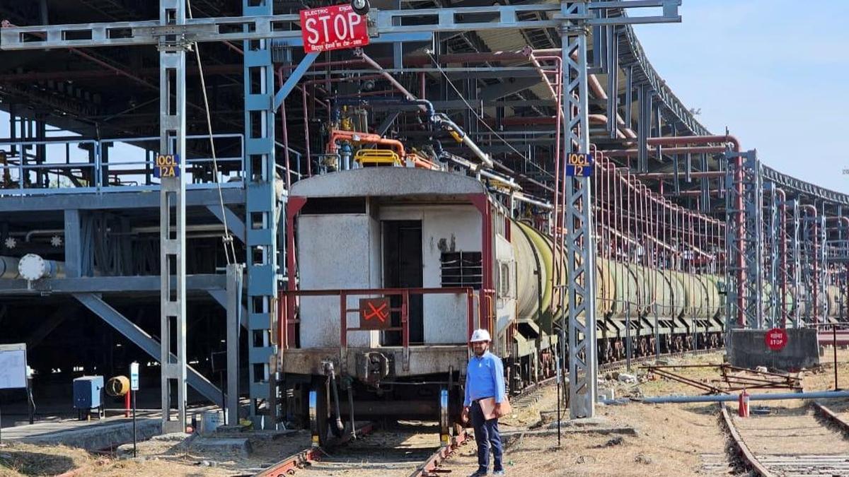 ₹34.71 cr. revenue from petroleum loading at IOCL Pakni siding