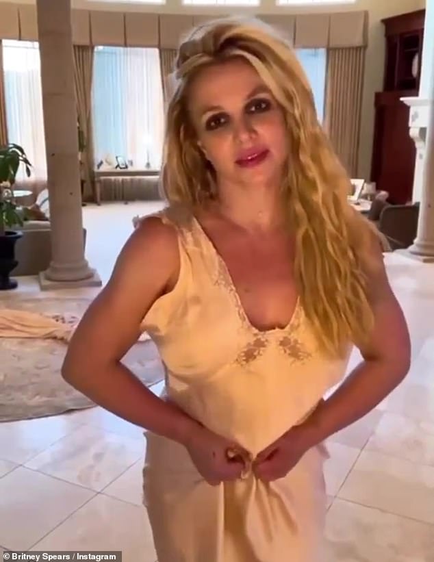 Britney Spears will enter rehab in 2026 Mae believes, after worrying family and fans with her increasingly erratic behavior