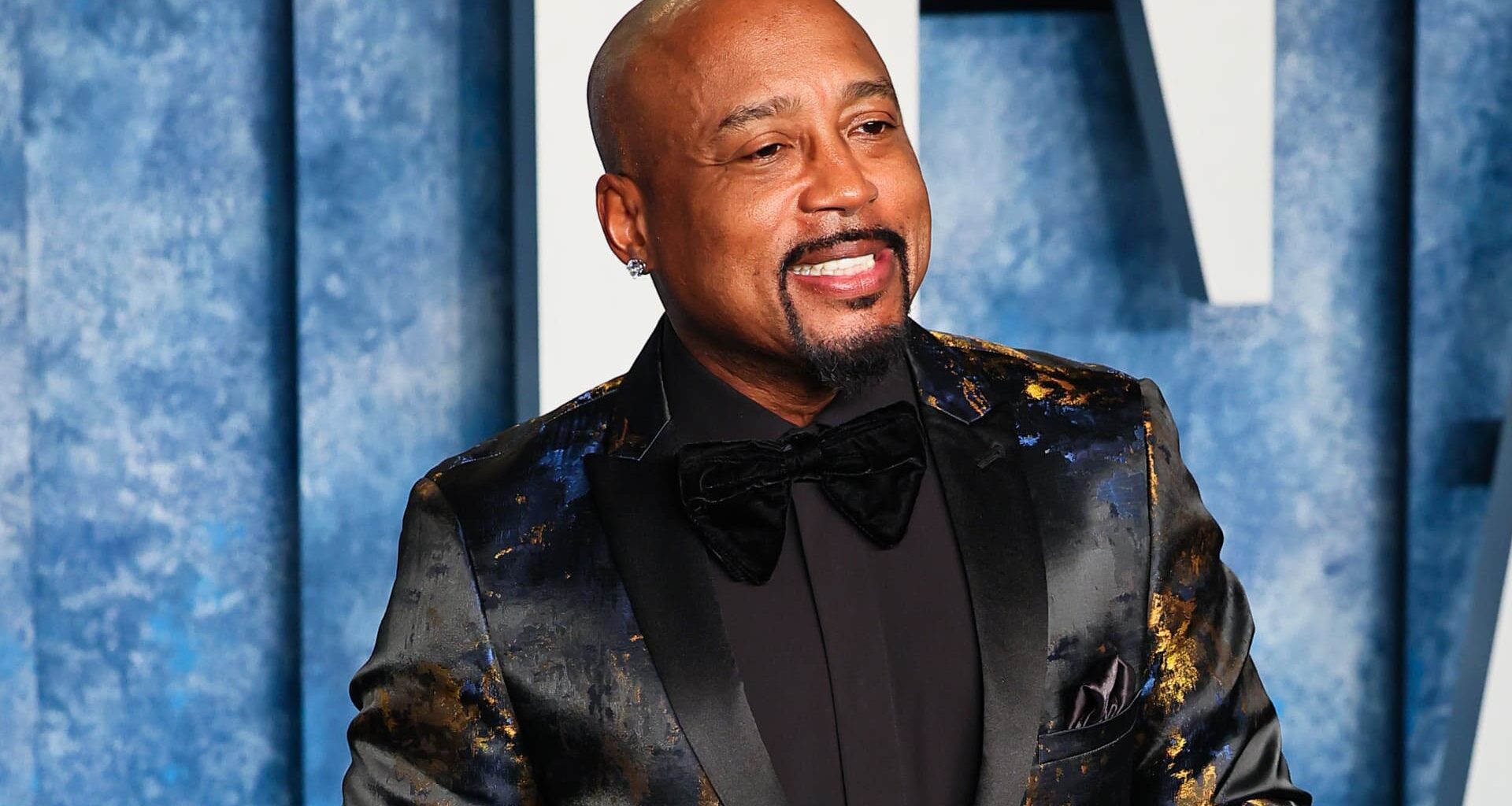 9-to-5 job can be 'your first investor'