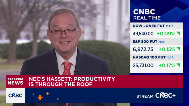 Trump will use other tariff authorities to get to ‘same place’ if SC rules against him: Hassett