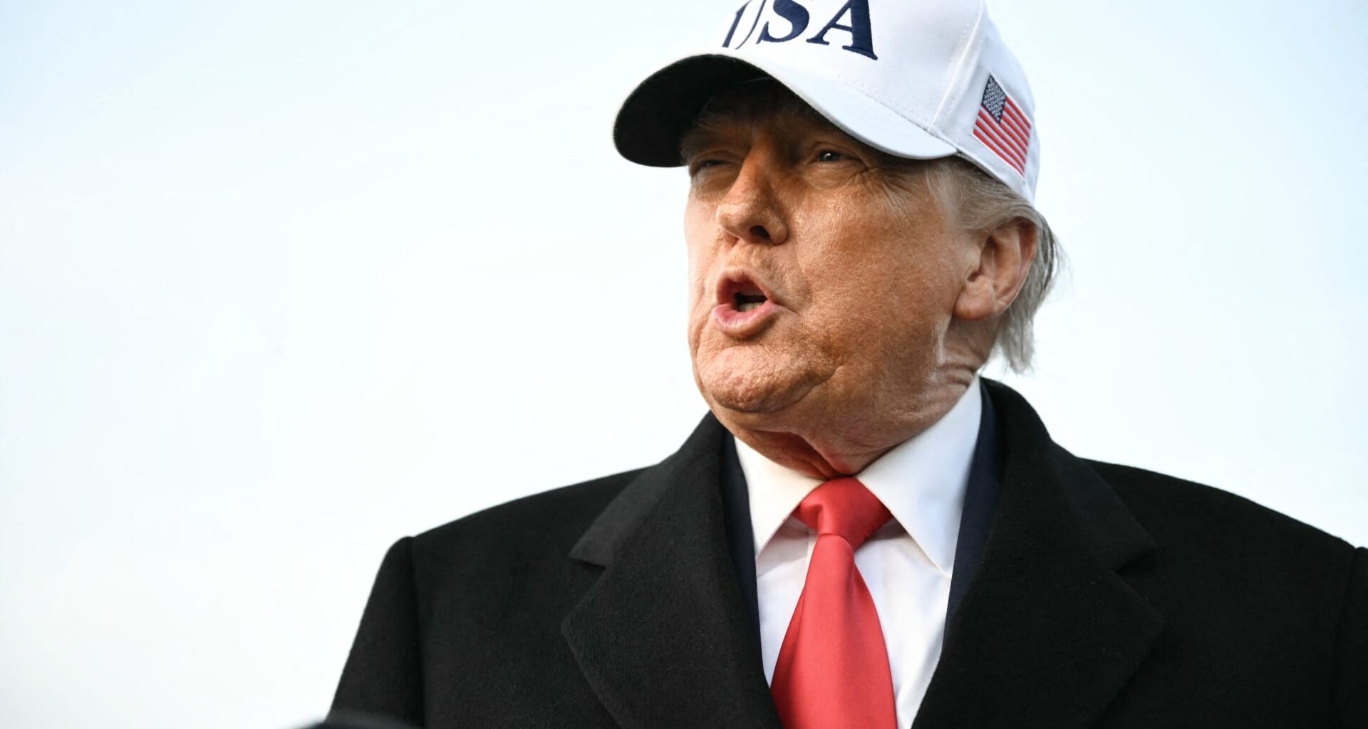 U.S. stocks dip and oil jumps as Iran, Fed independence concerns rise