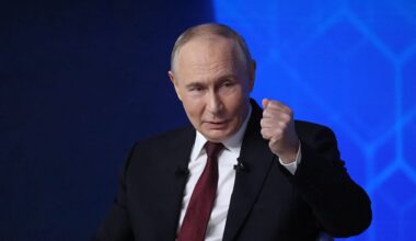 Russia calls Trump's threats to take over Greenland 'extraordinary'