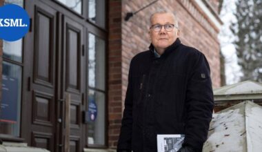 Professori Lasse Kankaalle tunnustus Artturi Leinosen elämäkerrasta – "Hän oli uskomattoman ahkera työn ja toiminnan mies" | Keski-Suomi