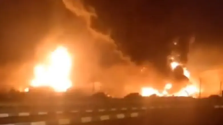 Protesters in Tehran declare 'President Trump Street'