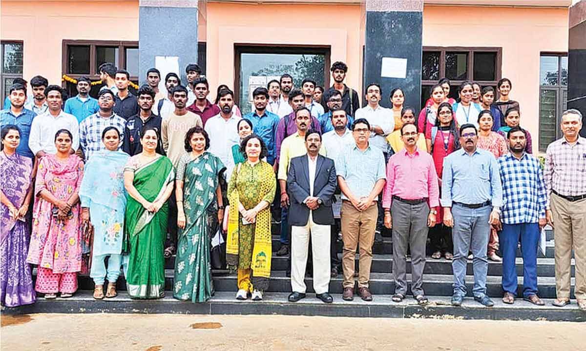 Data analysis skills open global opportunities