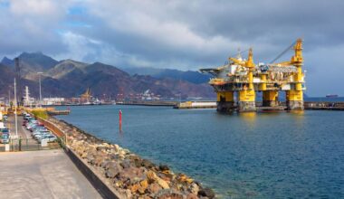 Oil prices rise amid supply risks, despite US holding off on Iran attack