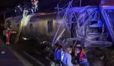 Hispaania lõunaosas hukkus rongiõnnetuses vähemalt kakskümmend inimest, vigastatuid on kümneid