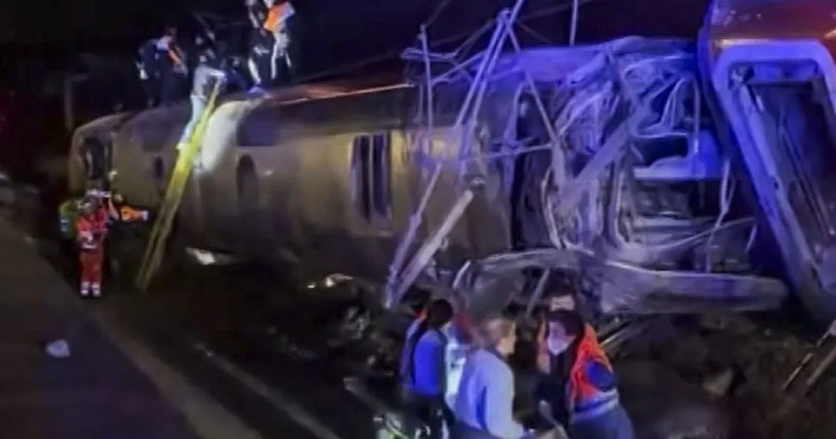 Hispaania lõunaosas hukkus rongiõnnetuses vähemalt kakskümmend inimest, vigastatuid on kümneid